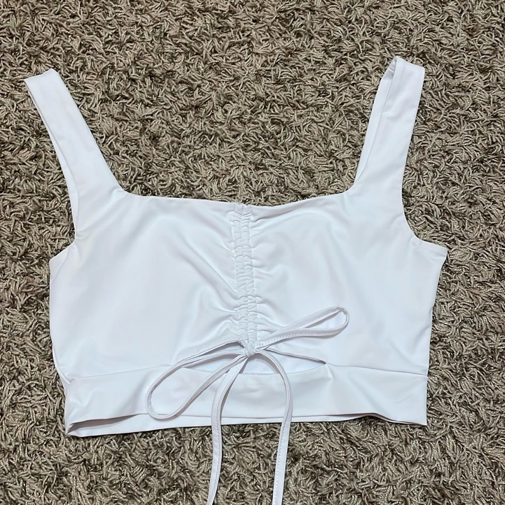 cute white cropped tank top, size:small